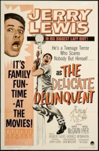 دانلود فیلم The Delicate Delinquent 1957422627-486980507